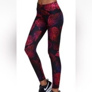 NOLI YOGA LEAF PRINT LEGGINGS, S